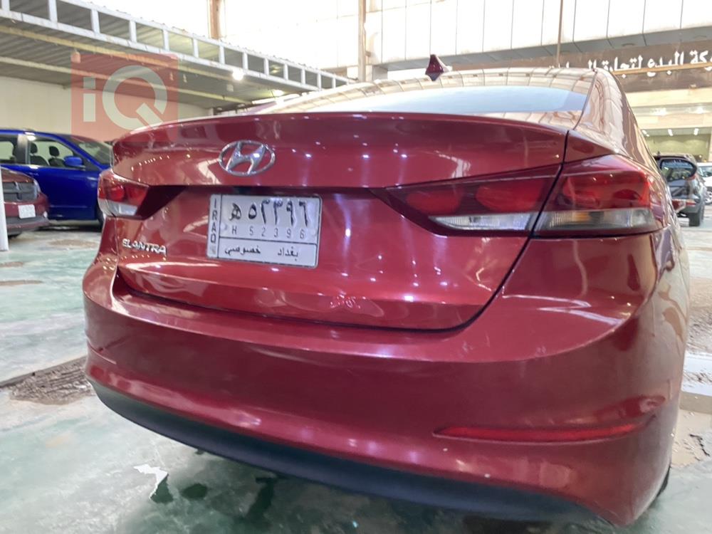 هیوندای ئەلەنترا